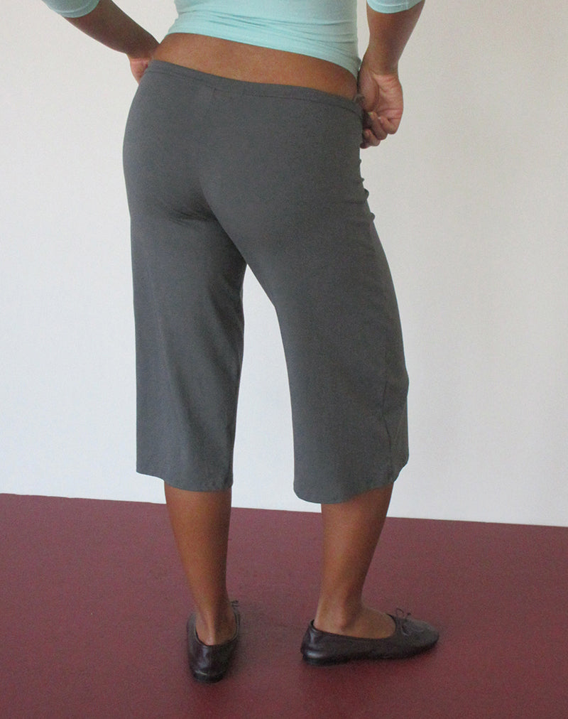 Mino Capri Trouser in Charcoal Grey with Off White Binding